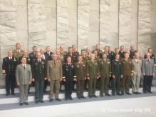 Nelnk generlneho tbu na zasadan Vojenskho vboru NATO v Bruseli